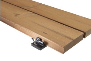 kiinn_ruuvilla_Custom